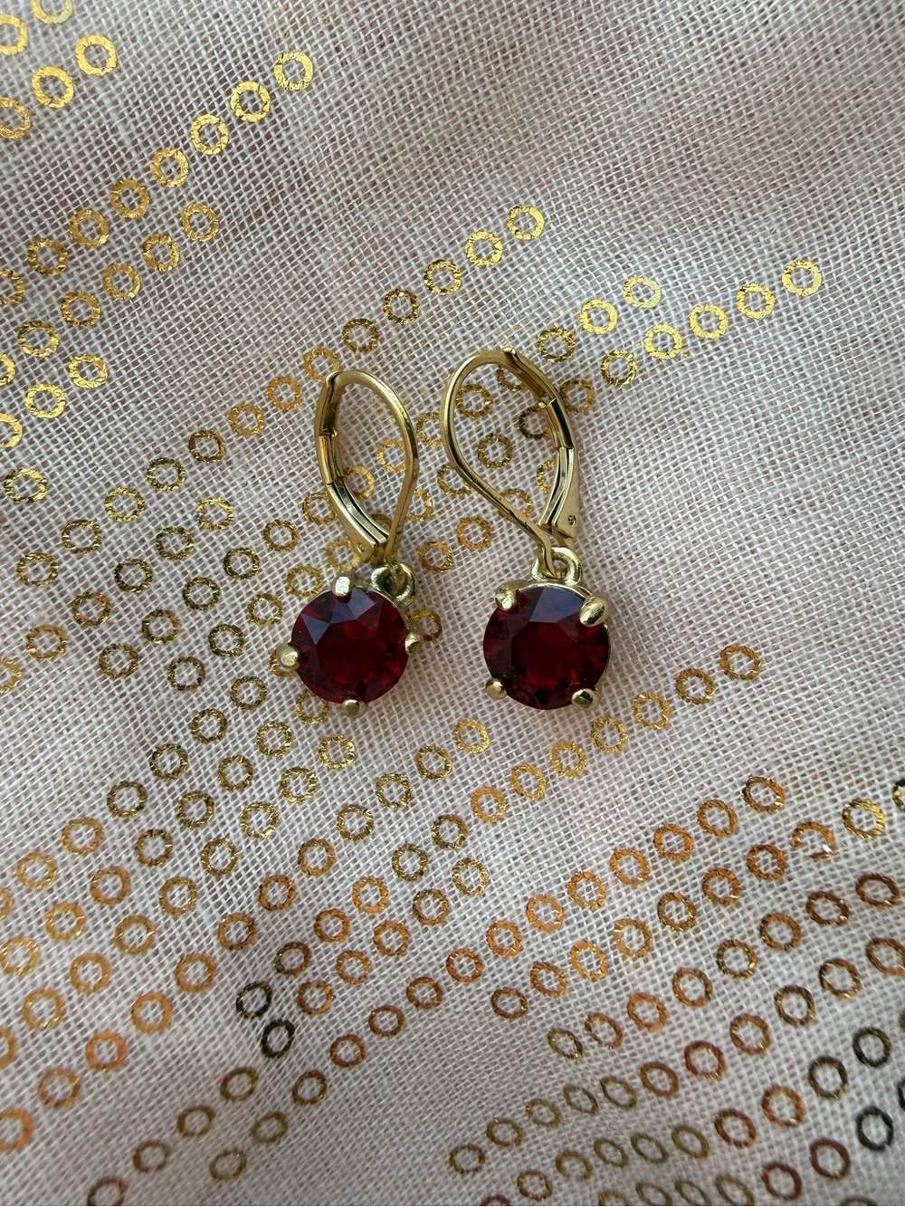 2/$10 plus shipping
Gold Red Crystal Drop Earrings - Elegant Women Jewelry
